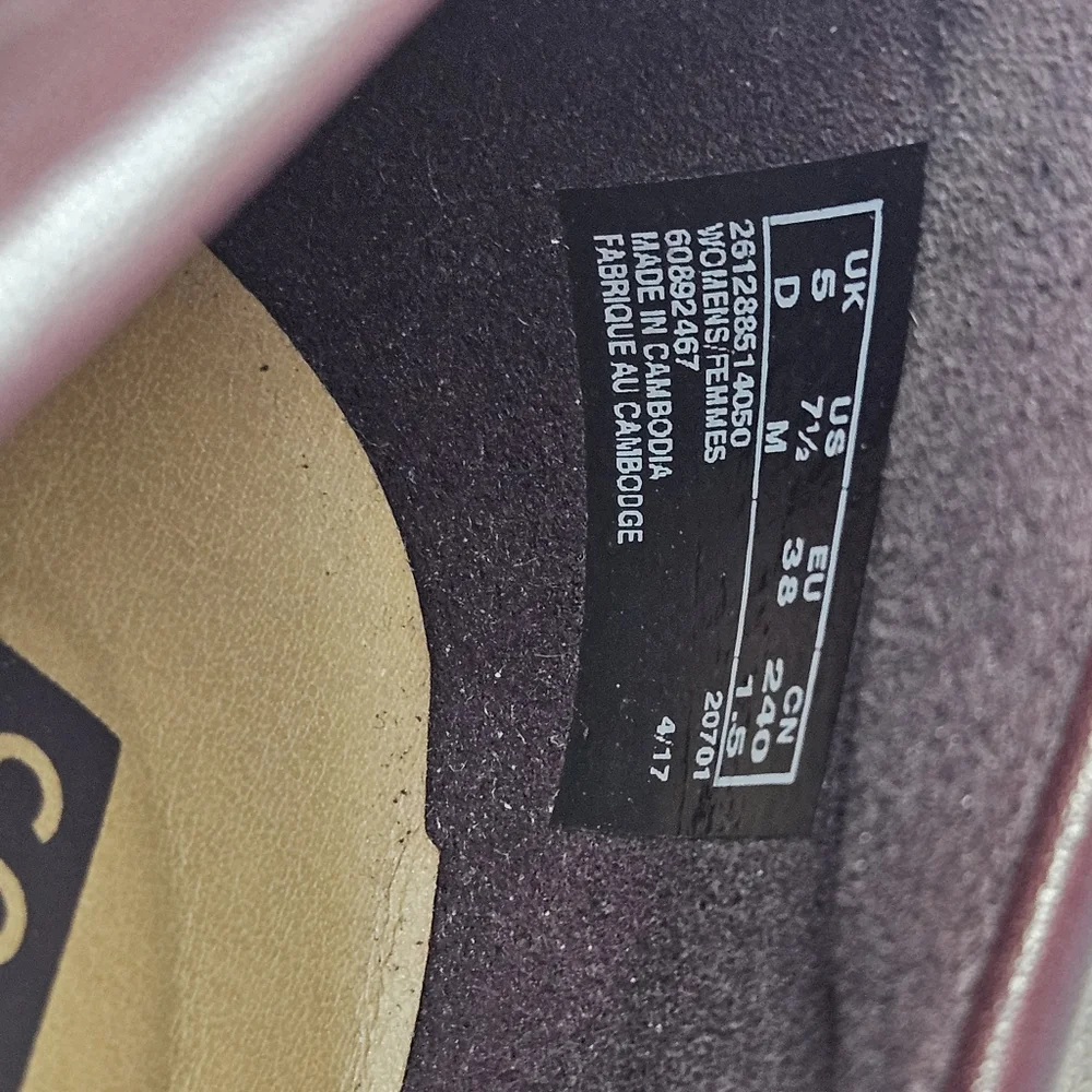 Clarks Garnit Tianna Dress pump in Merlot Red.  Women's size 7 1/2 - Picture 10 of 10